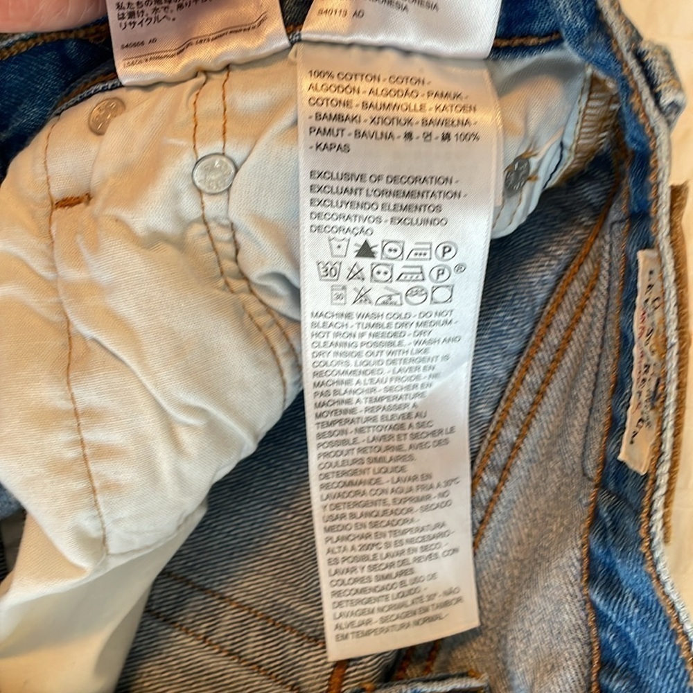Levi’s 501 ripped straight leg jeans - Picture 7 of 7